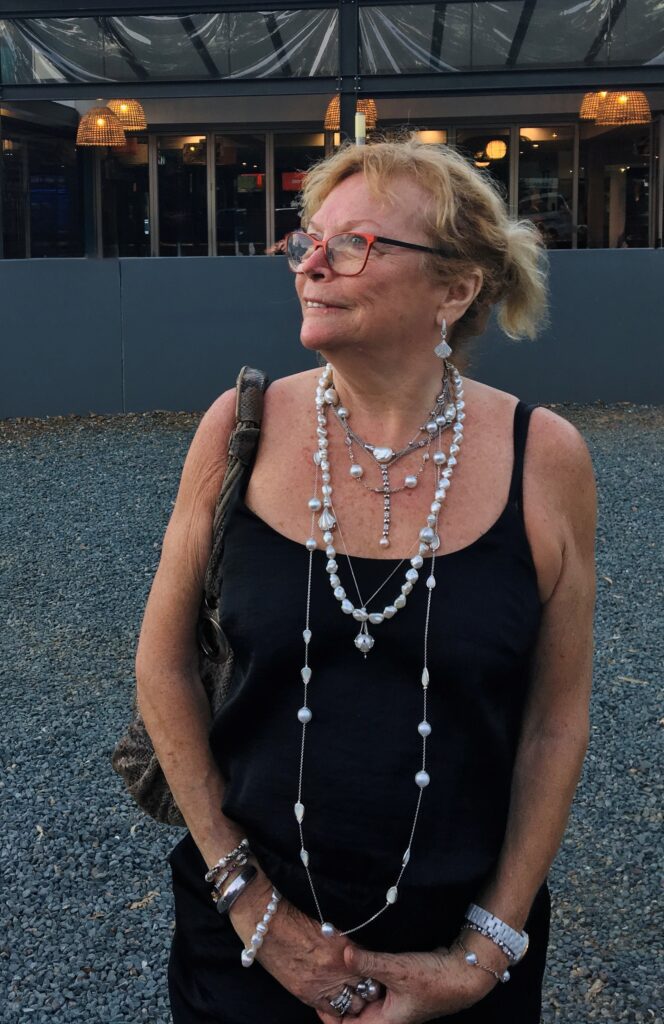 ABRAHAMS, Linda Margaret